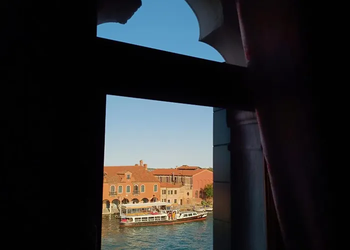 Domus Titianus Xv - Murano *