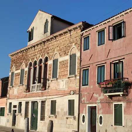 Apartment Domus Titianus Xv - Murano Venice